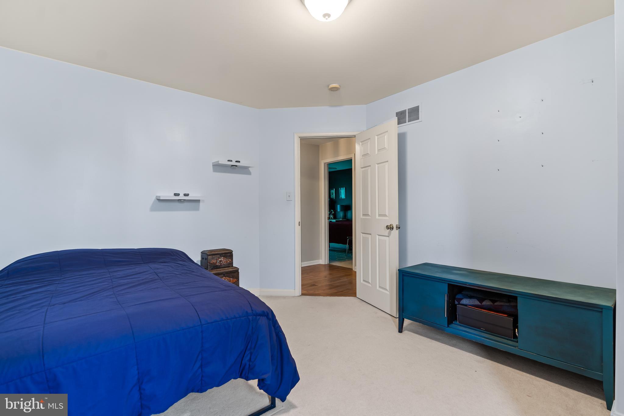 FAIRWAY MEADOWS - Residential