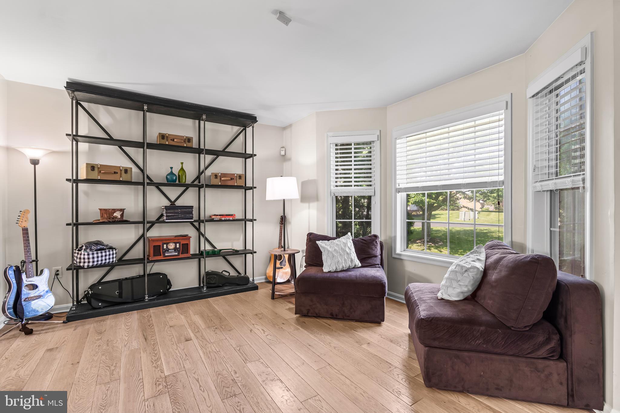 FAIRWAY MEADOWS - Residential