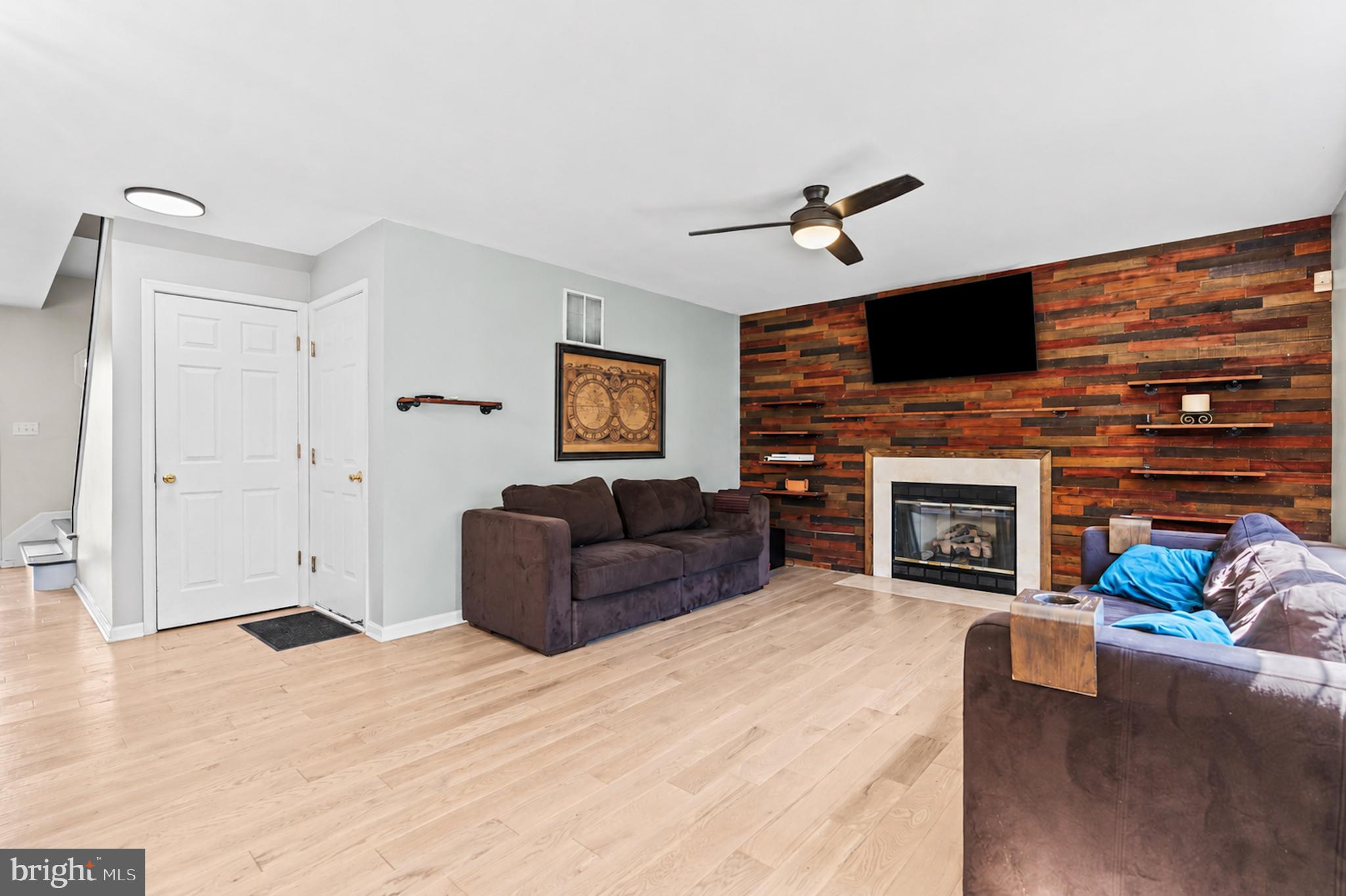 FAIRWAY MEADOWS - Residential