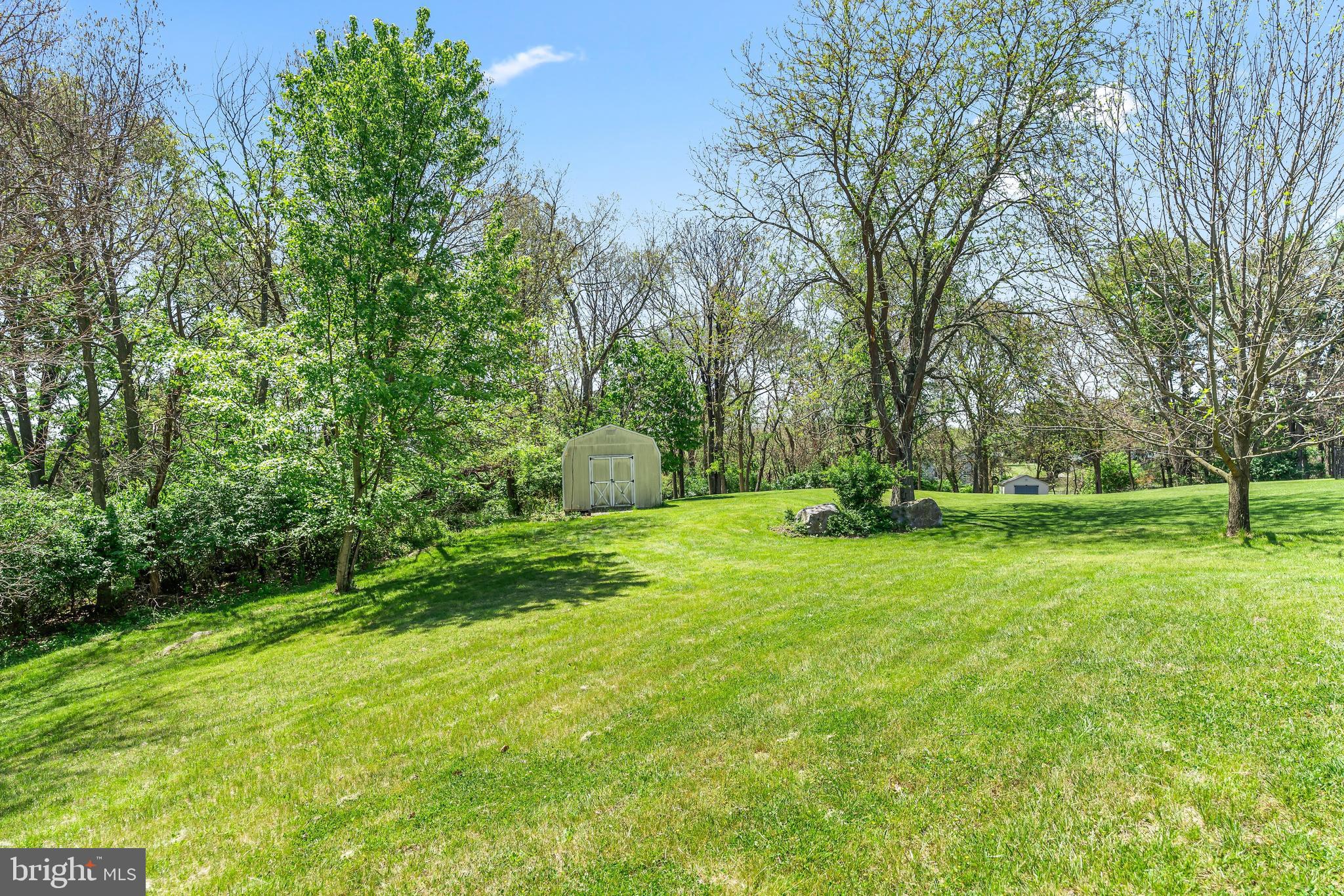 FAIRWAY MEADOWS - Residential