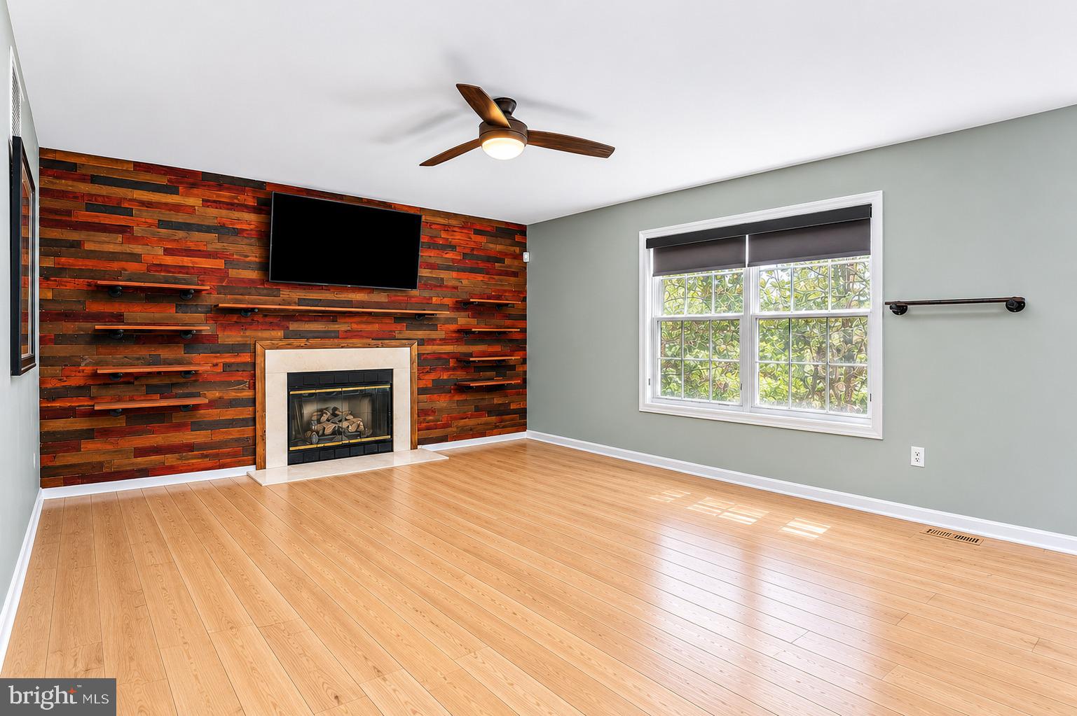FAIRWAY MEADOWS - Residential
