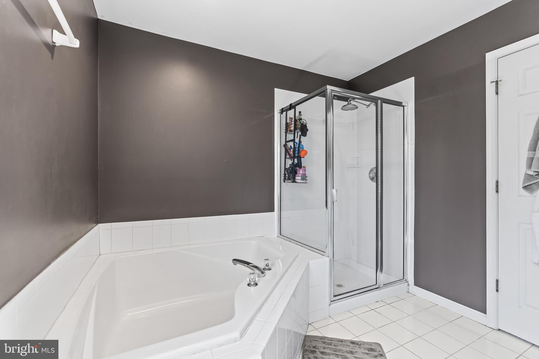 FAIRWAY MEADOWS - Residential