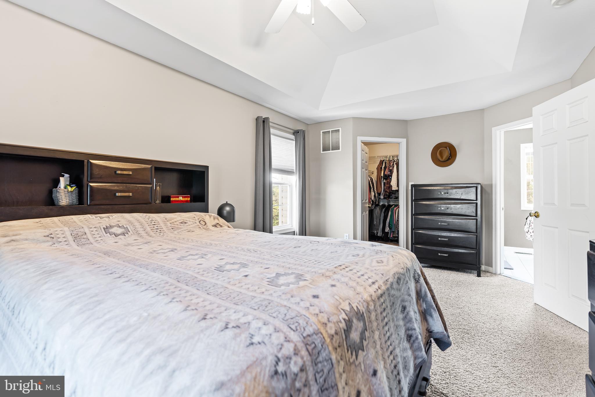 FAIRWAY MEADOWS - Residential