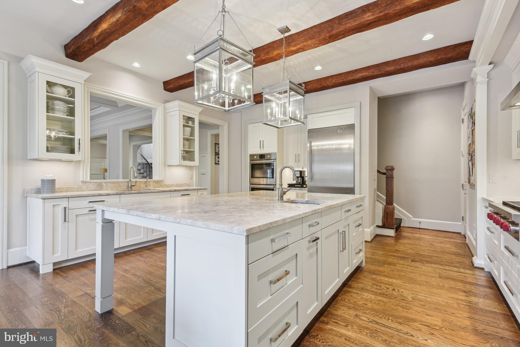 CLEARVIEW MANOR - Residential