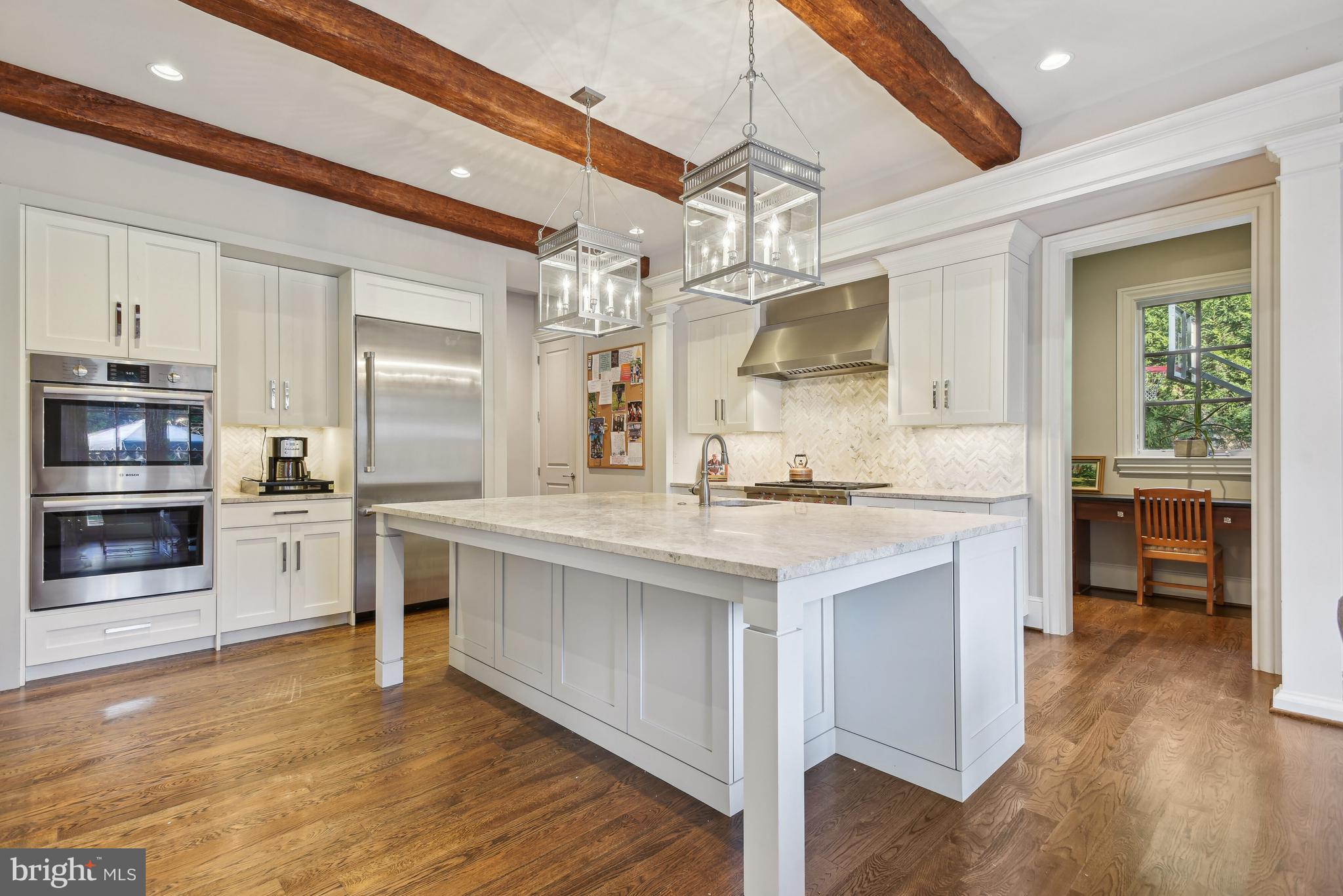 CLEARVIEW MANOR - Residential