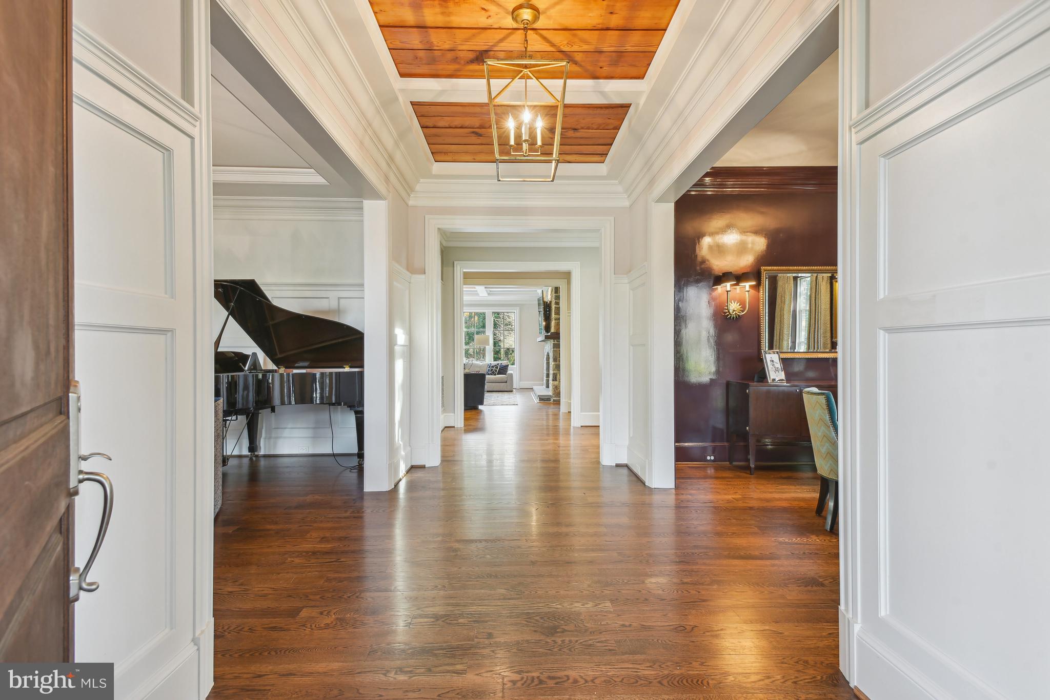 CLEARVIEW MANOR - Residential