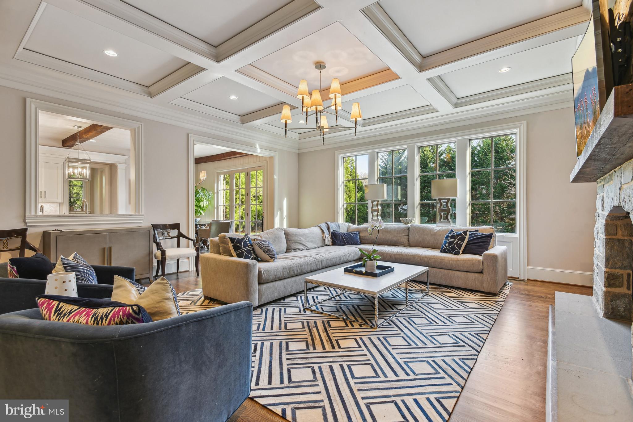 CLEARVIEW MANOR - Residential