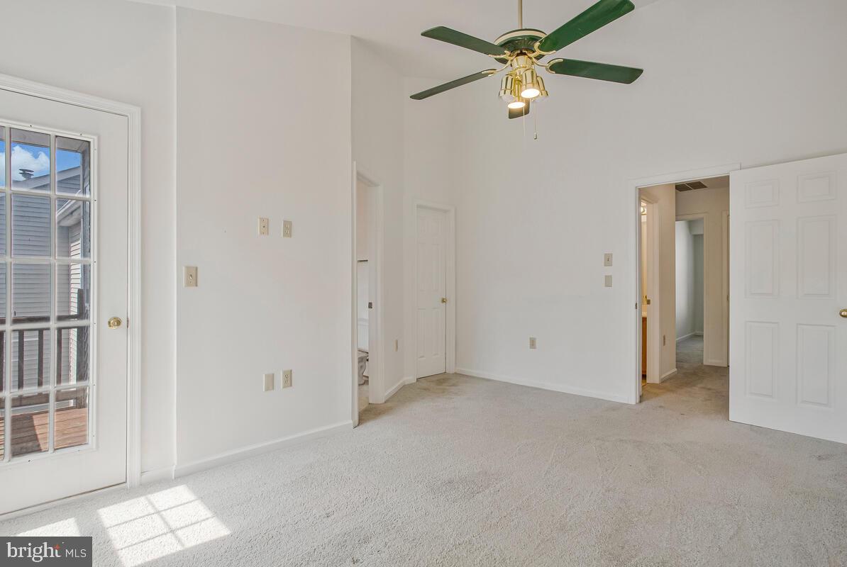 CROFTON VILLAGE - Residential