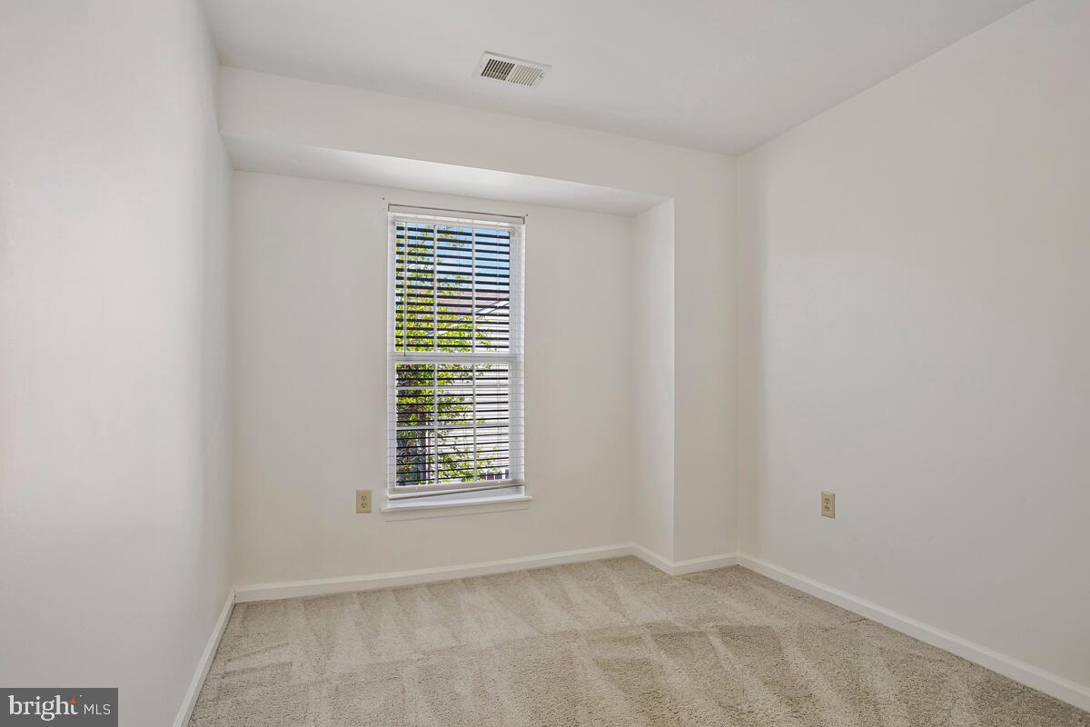 CROFTON VILLAGE - Residential