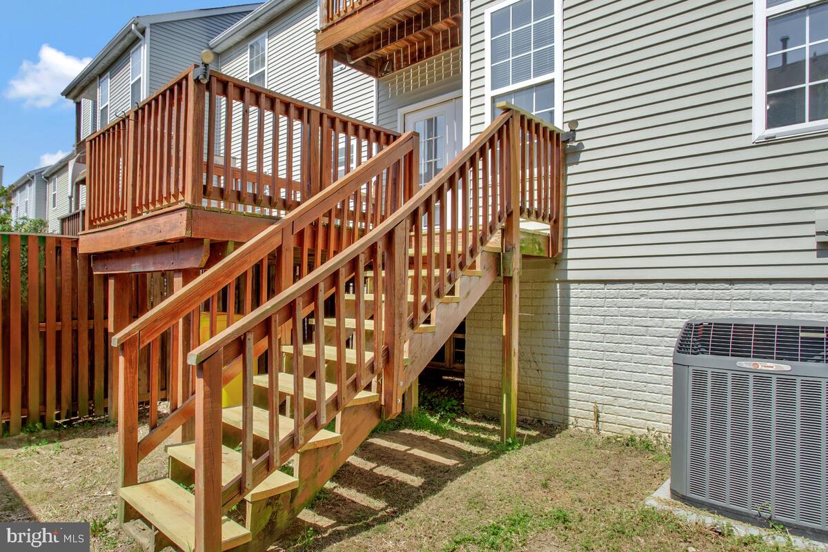 CROFTON VILLAGE - Residential