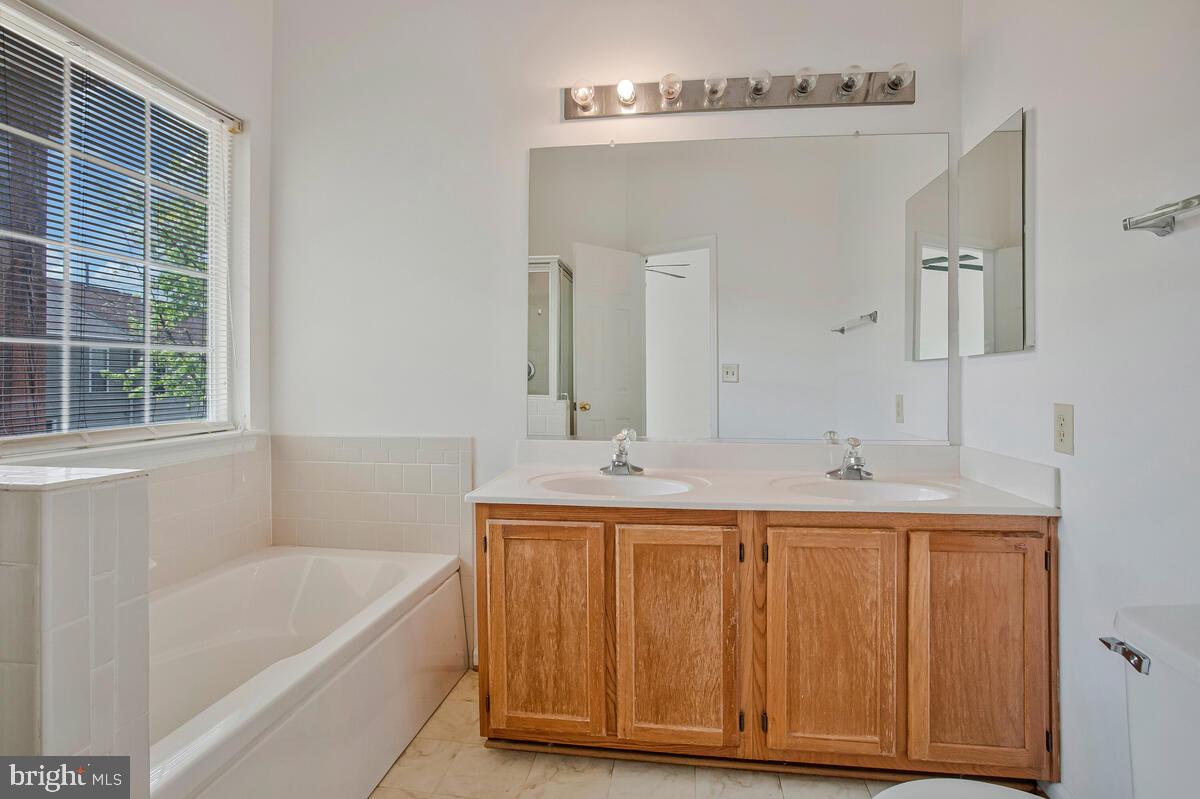 CROFTON VILLAGE - Residential