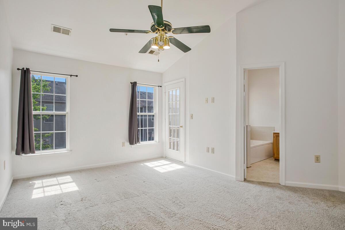 CROFTON VILLAGE - Residential