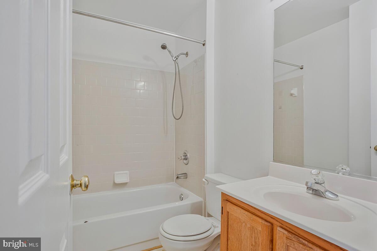 CROFTON VILLAGE - Residential