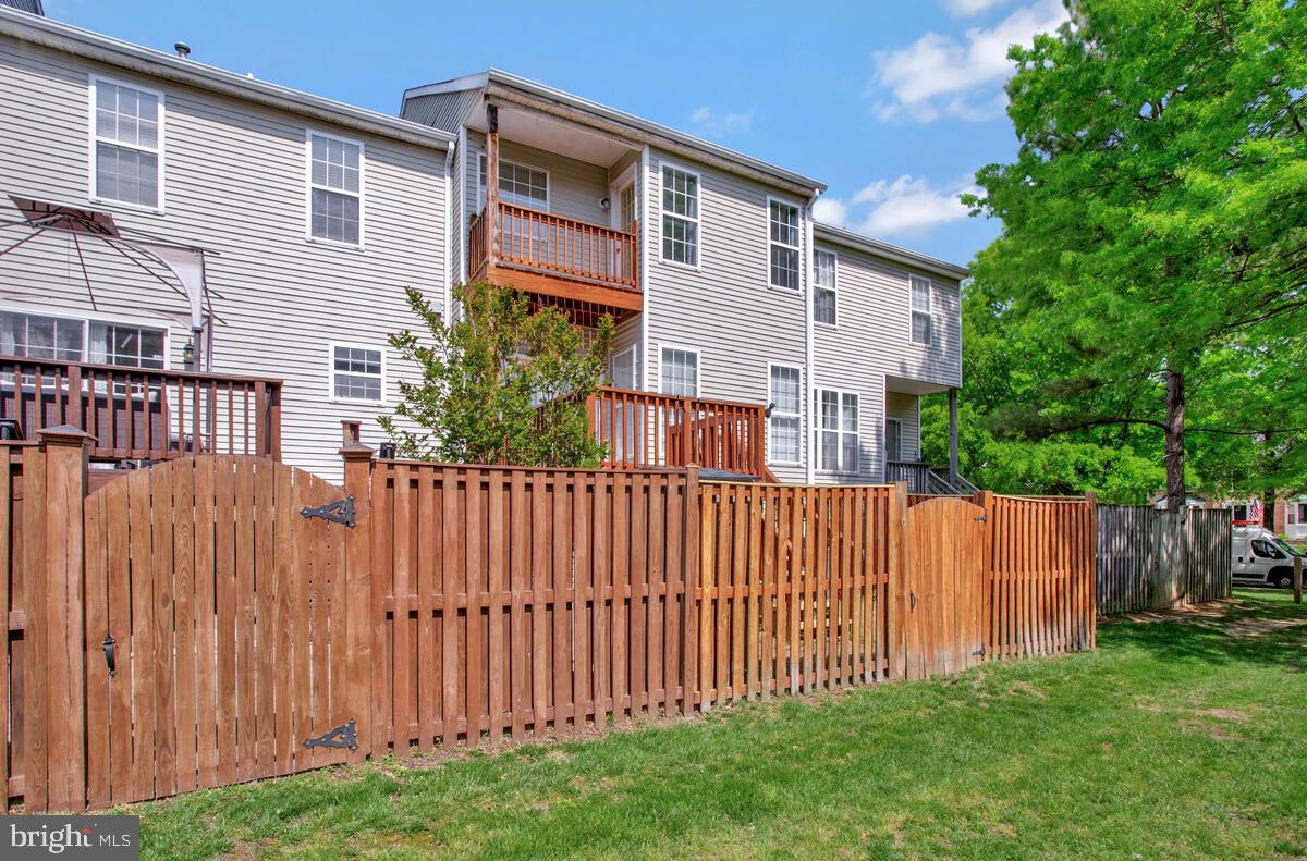 CROFTON VILLAGE - Residential