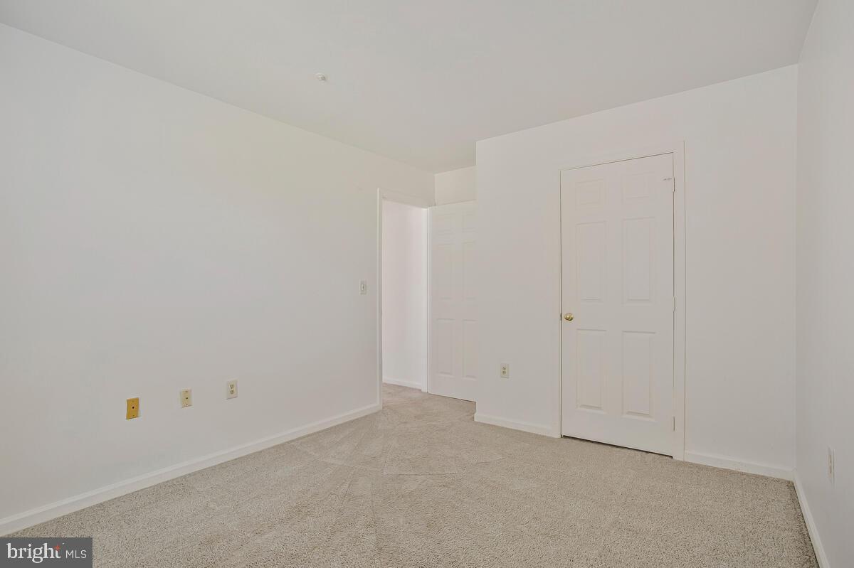 CROFTON VILLAGE - Residential