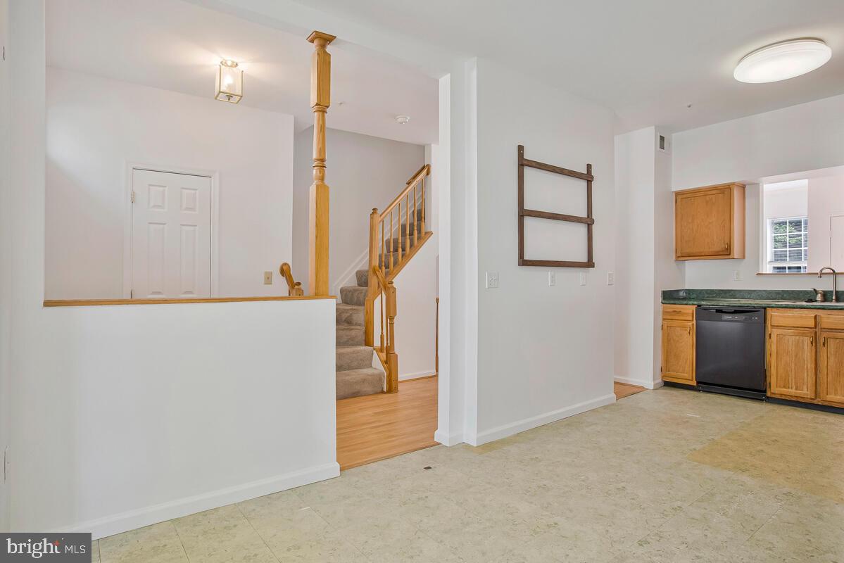 CROFTON VILLAGE - Residential