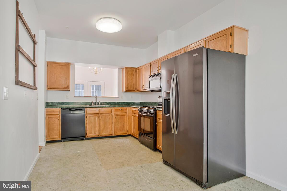 CROFTON VILLAGE - Residential