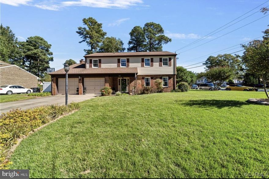 Very Nice, Updated Colonial Two levels Single Family House,  Four Bedrooms, 3 Bathrooms, ....Two Car garages,......Plus a beautiful  in ground Pool,........Call Shannon to arrange a tour,......