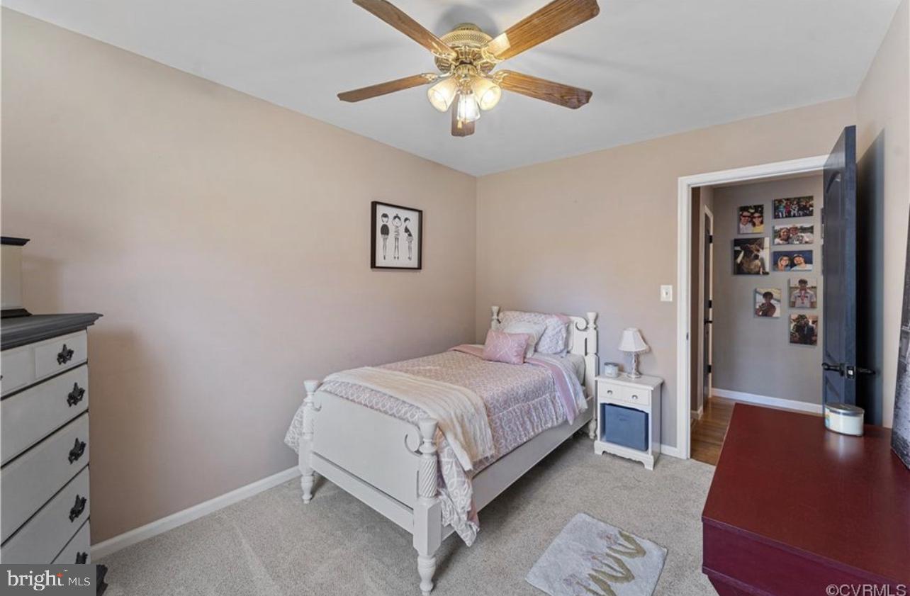 COLONIAL HEIGHTS - Residential Lease