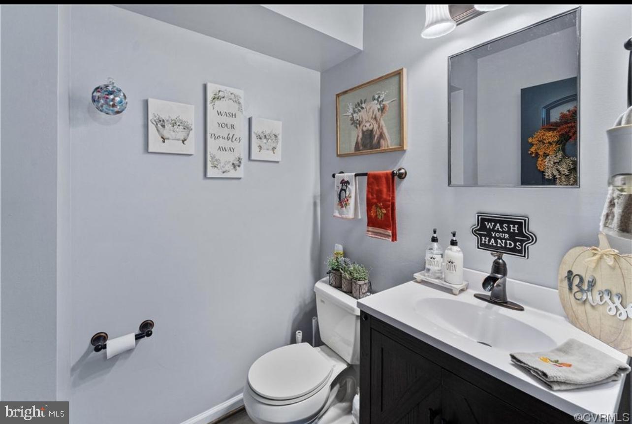 COLONIAL HEIGHTS - Residential Lease