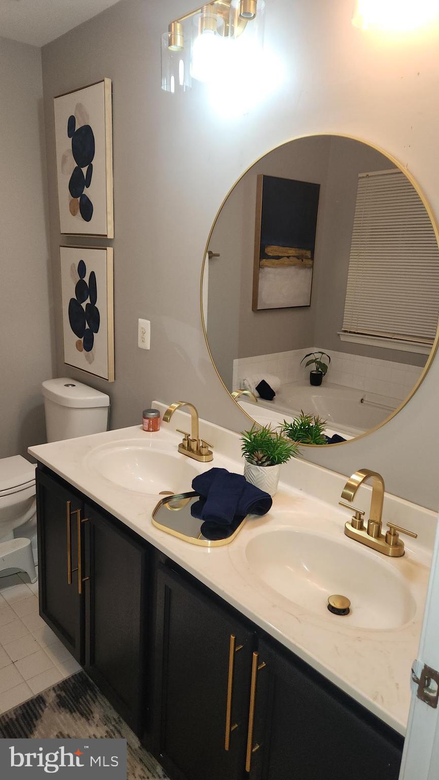 THOMPSON ESTATES - Residential