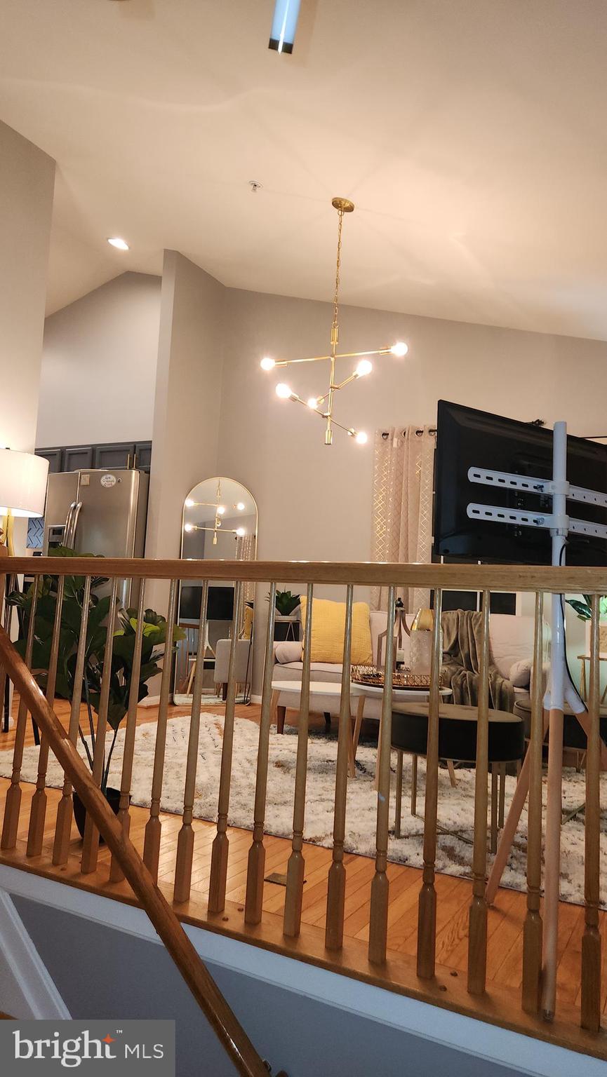 THOMPSON ESTATES - Residential