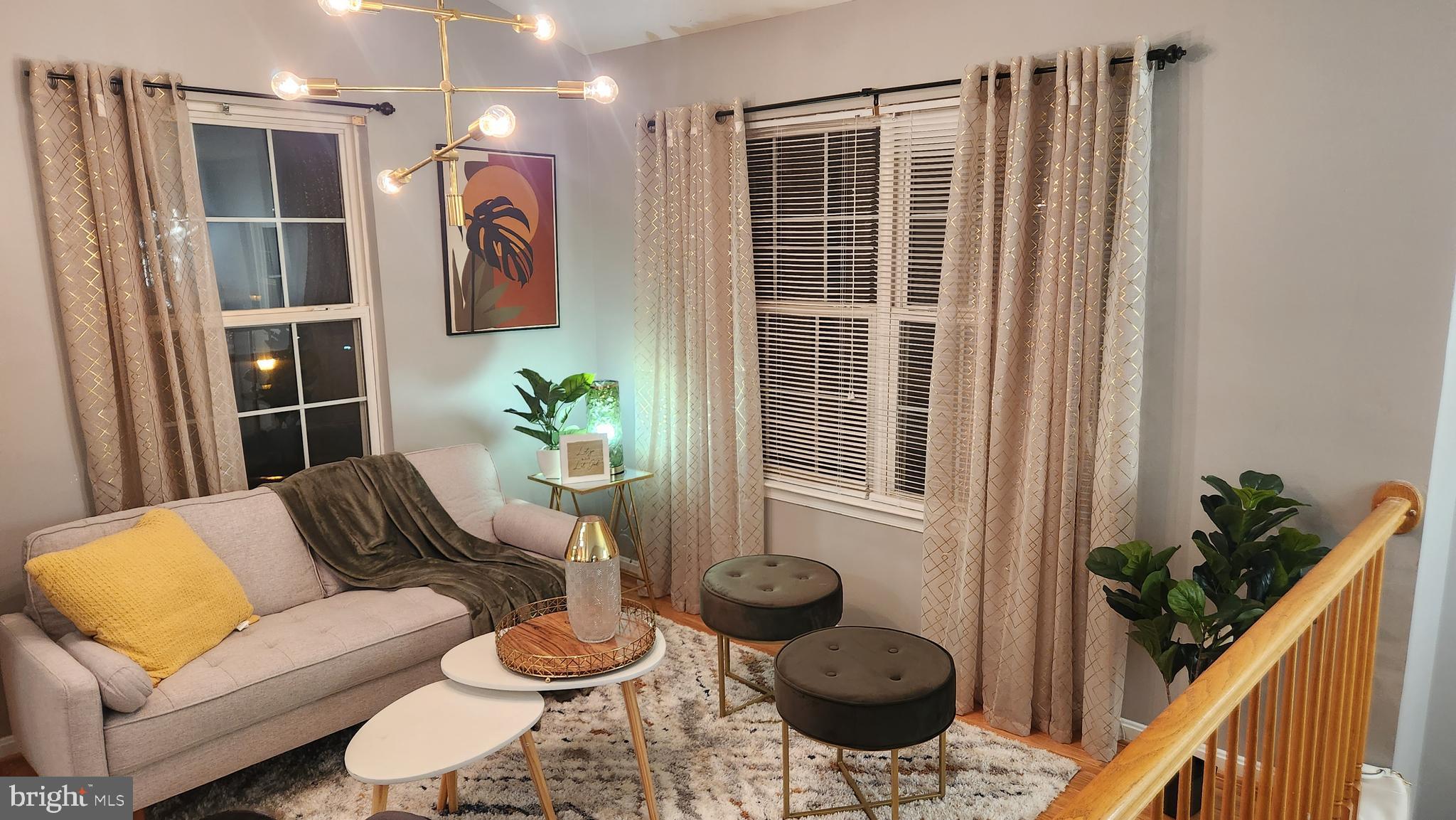 THOMPSON ESTATES - Residential