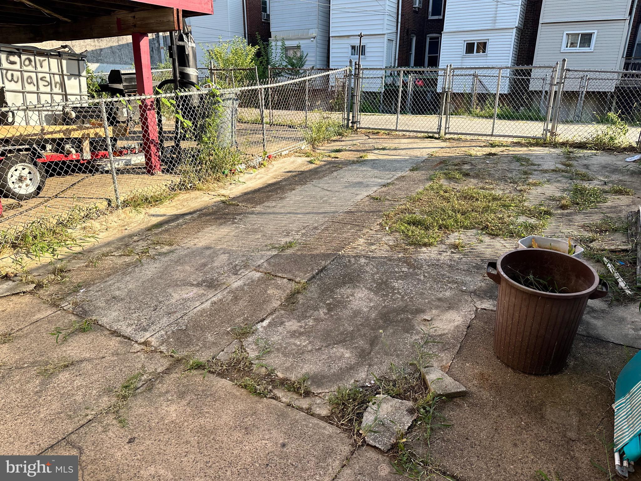 MAYFAIR (WEST) - Residential