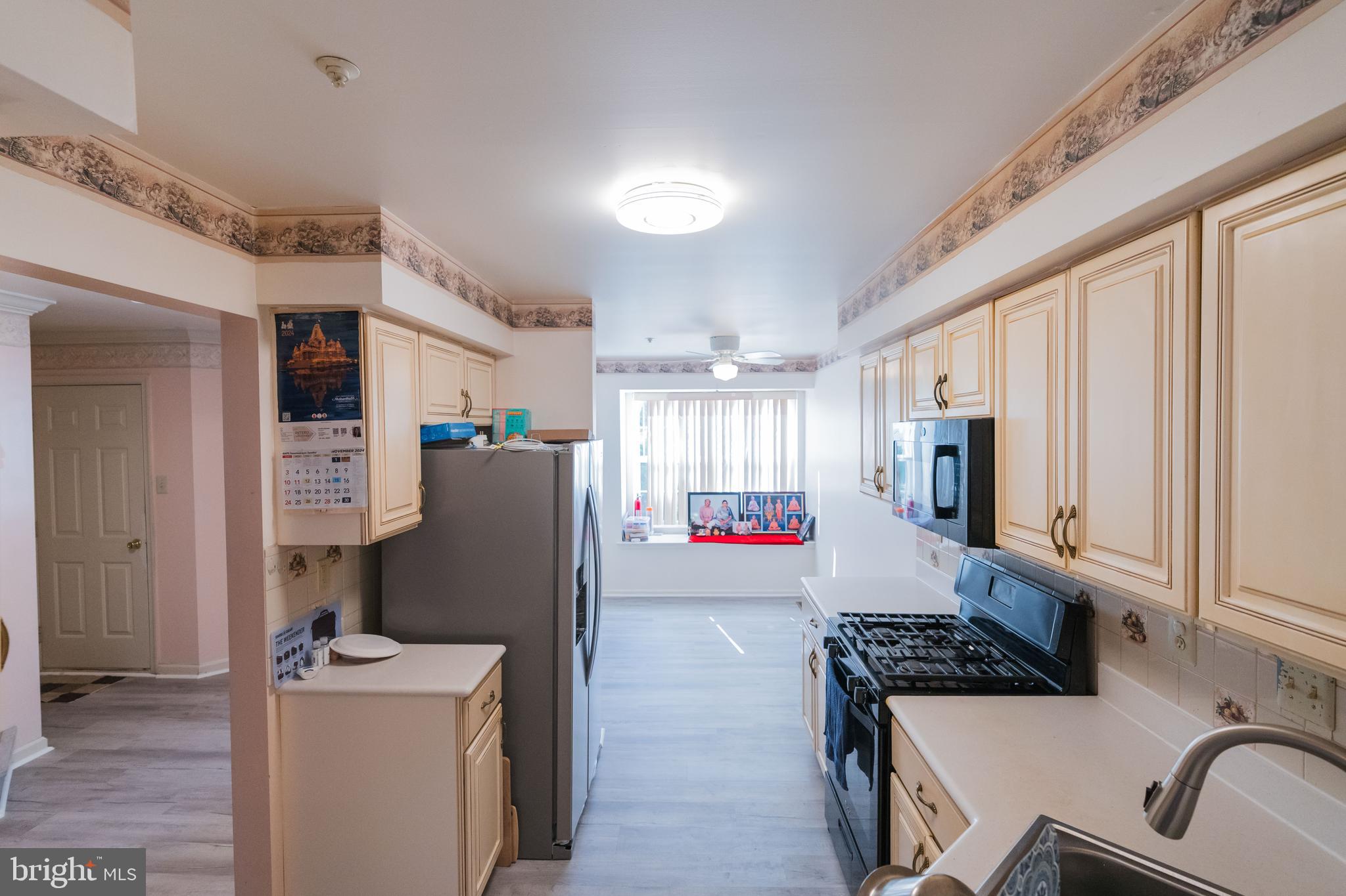 WARRINGTON HUNT - Residential Lease