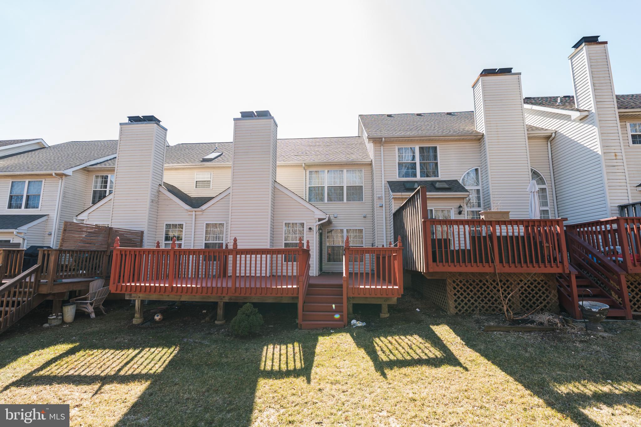 WARRINGTON HUNT - Residential Lease