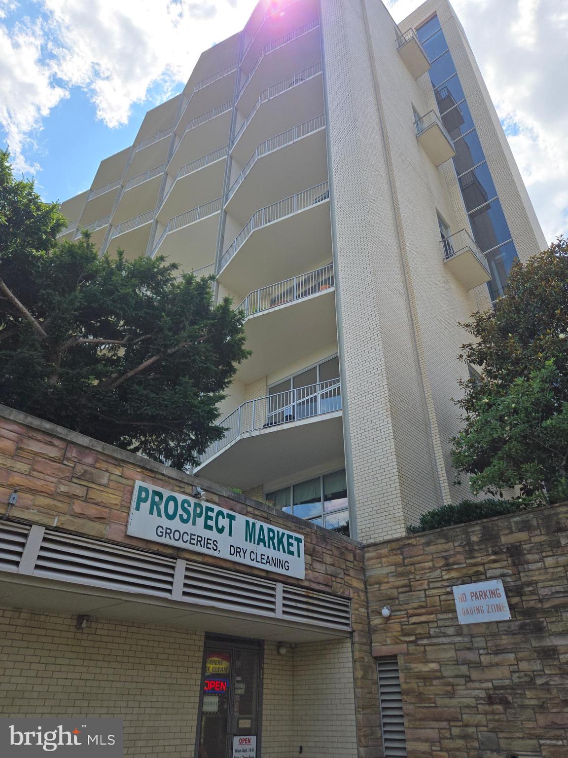 1200 NASH STREET N 1200