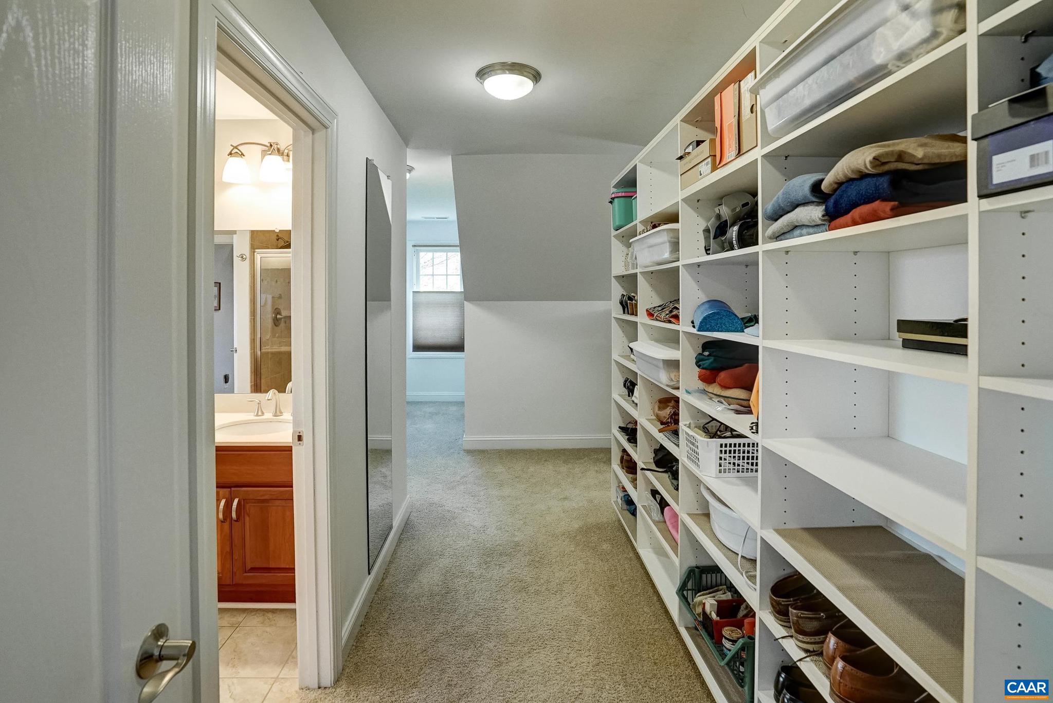 FOXCHASE - Residential