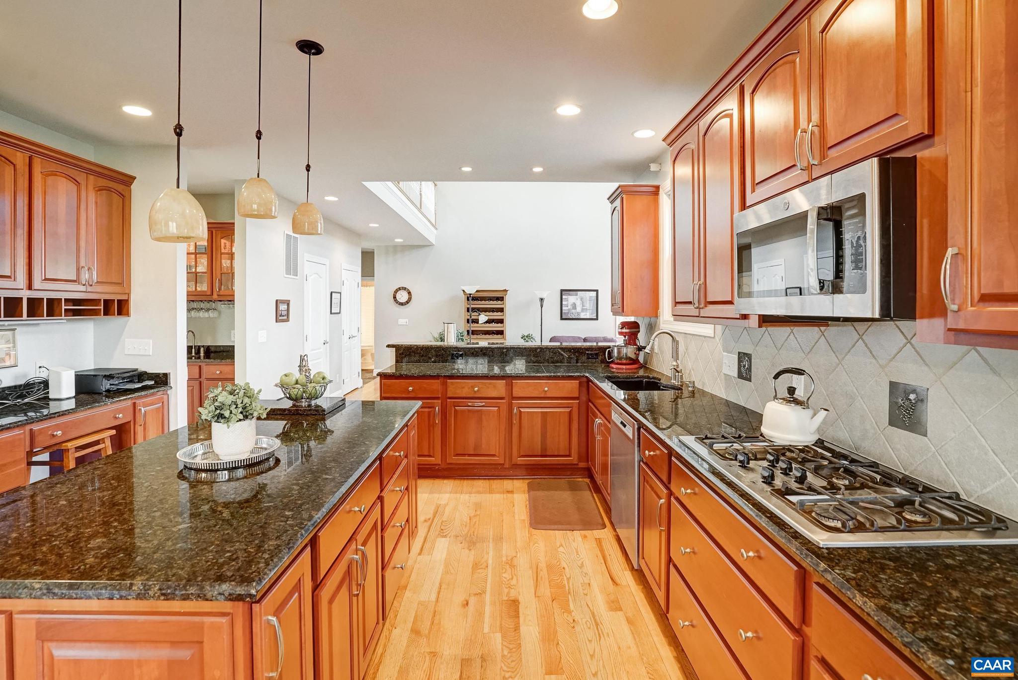 FOXCHASE - Residential