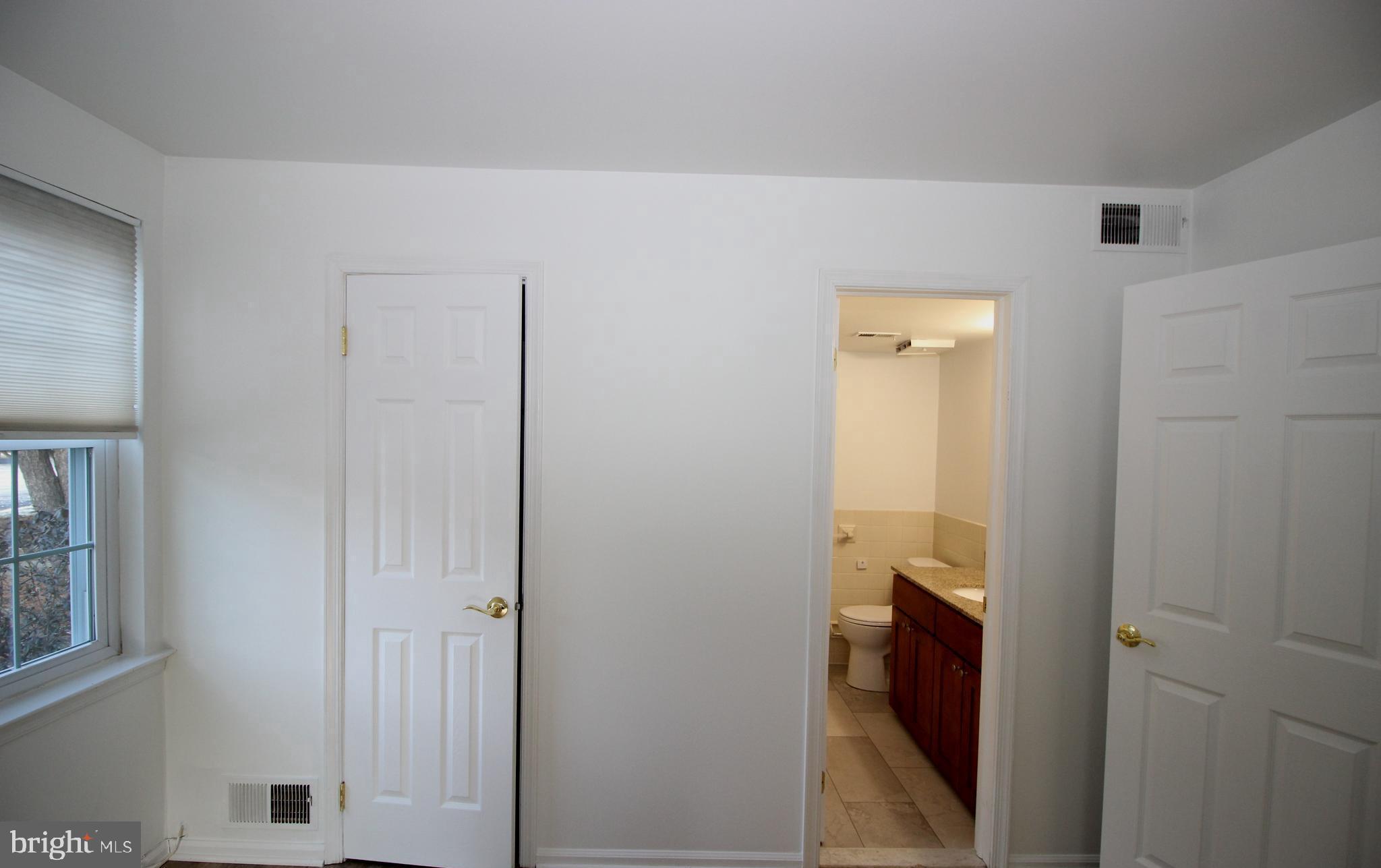 BELMONT STATION - Residential Lease