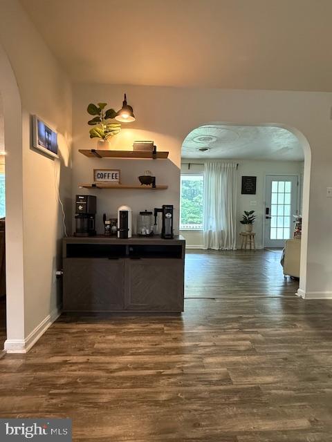 COUNTRY LAKES - Residential