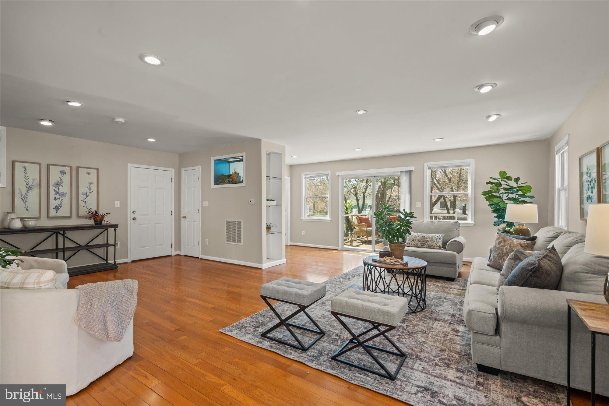 TREMONT GARDENS - Residential