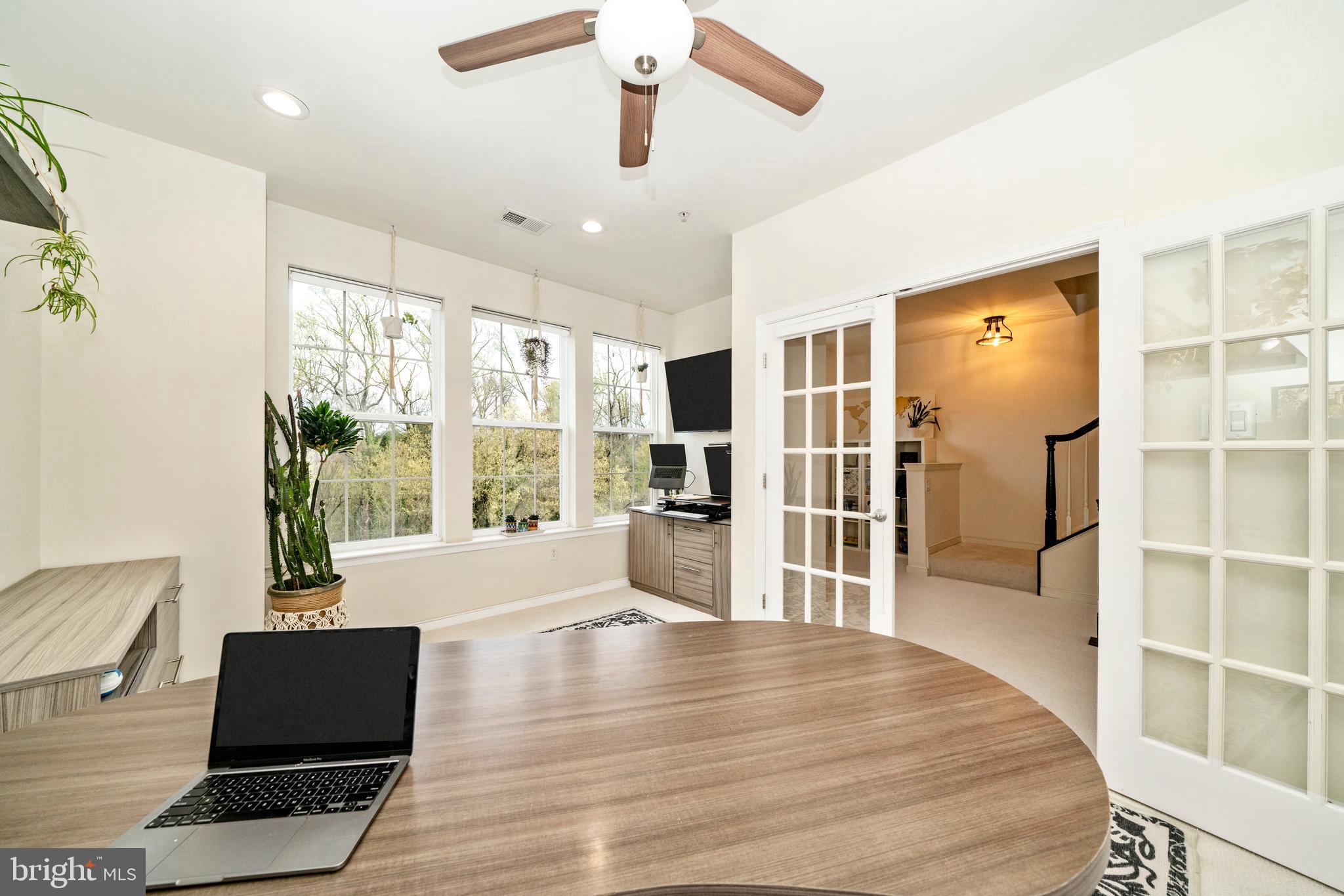 SUMMIT HALL RESERVE - Residential