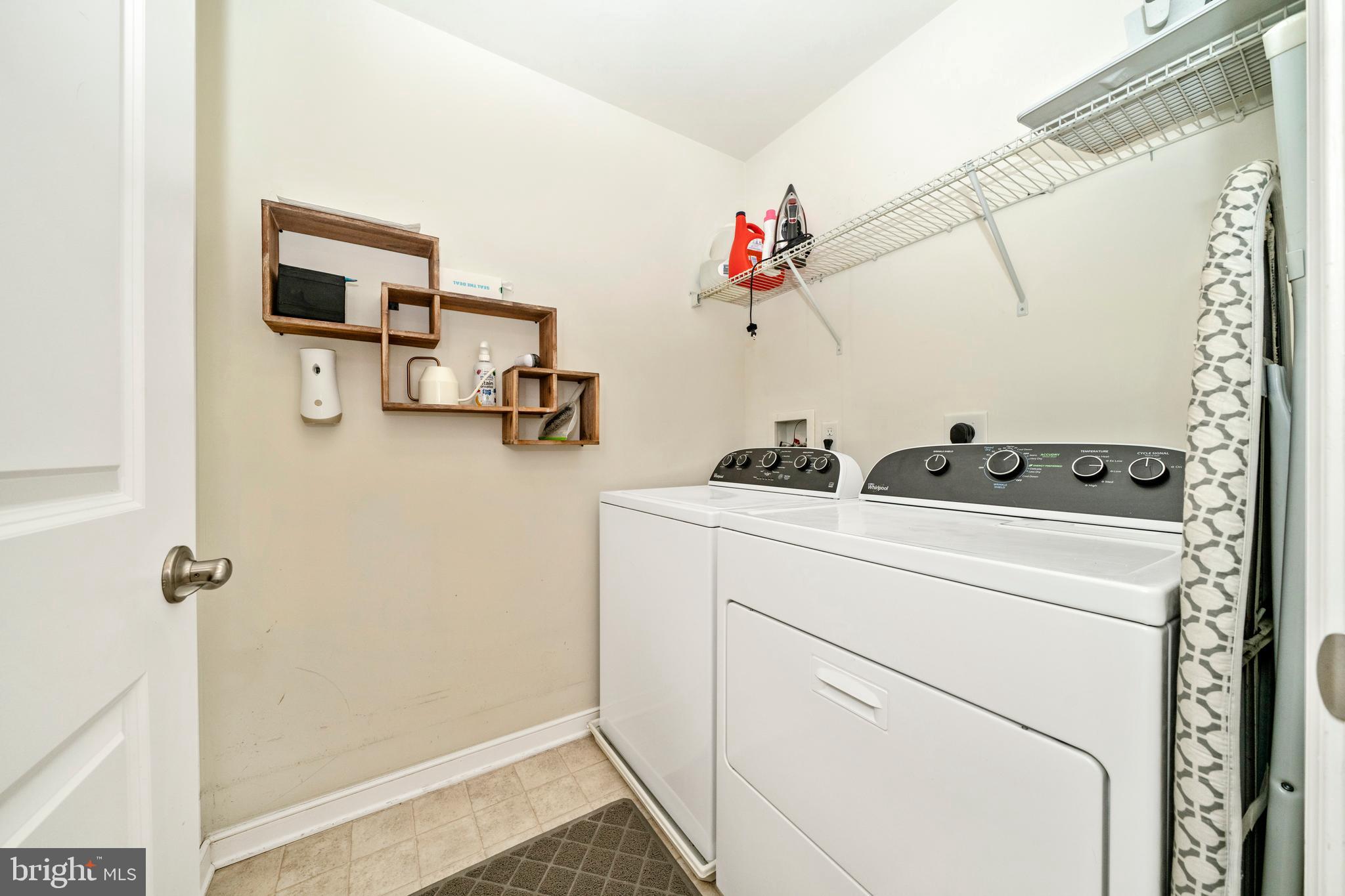 SUMMIT HALL RESERVE - Residential