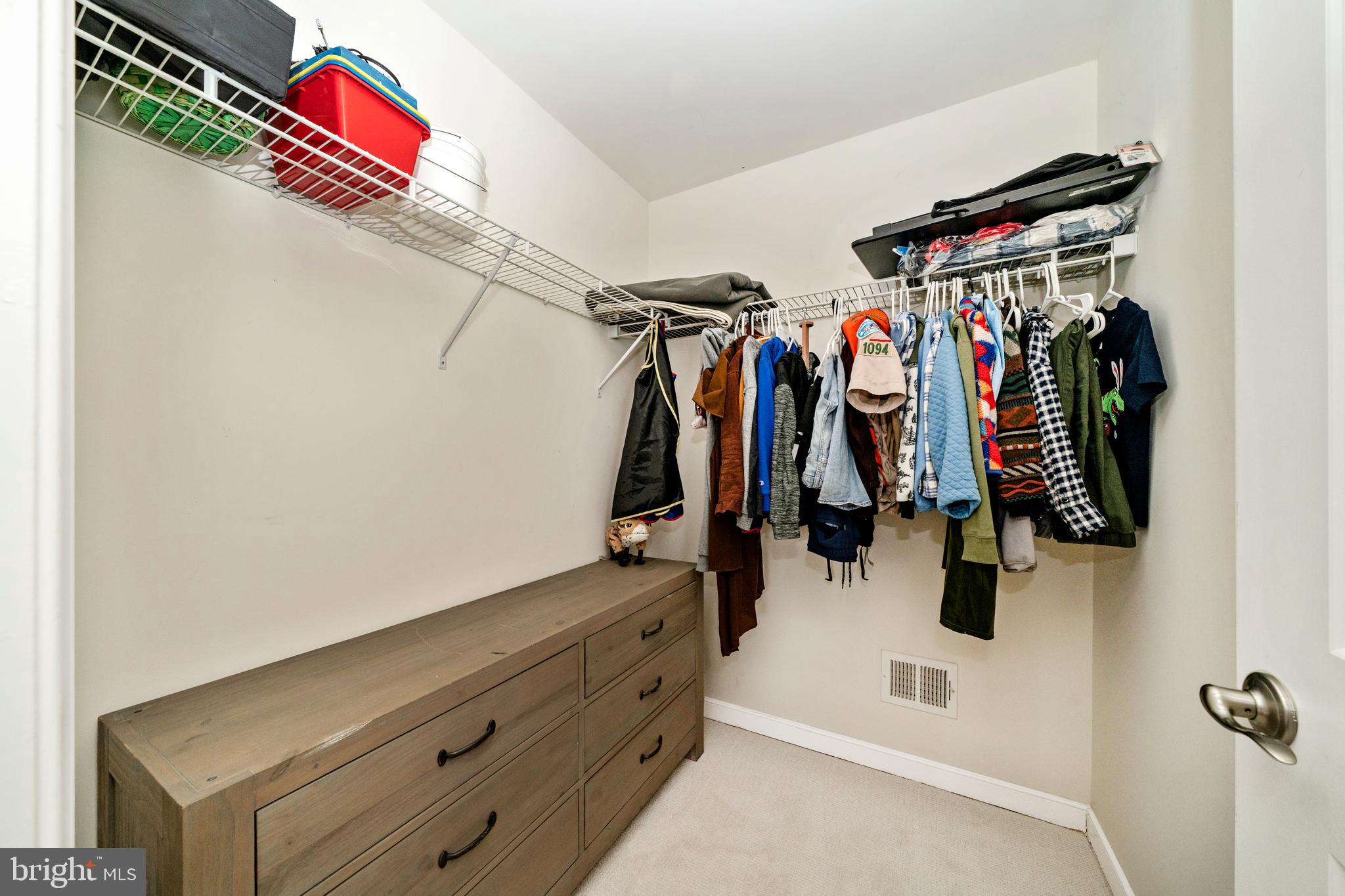SUMMIT HALL RESERVE - Residential