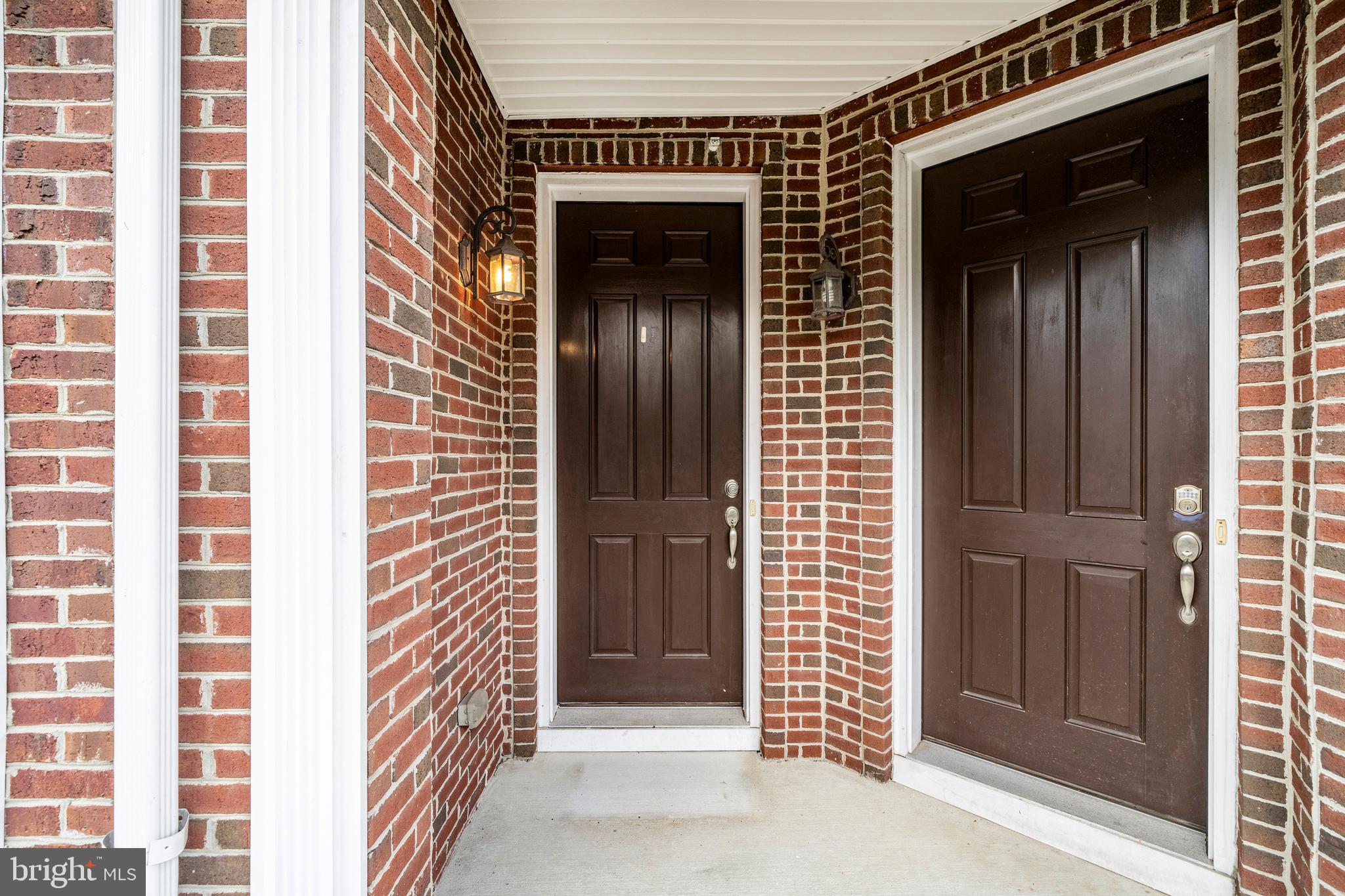 SUMMIT HALL RESERVE - Residential