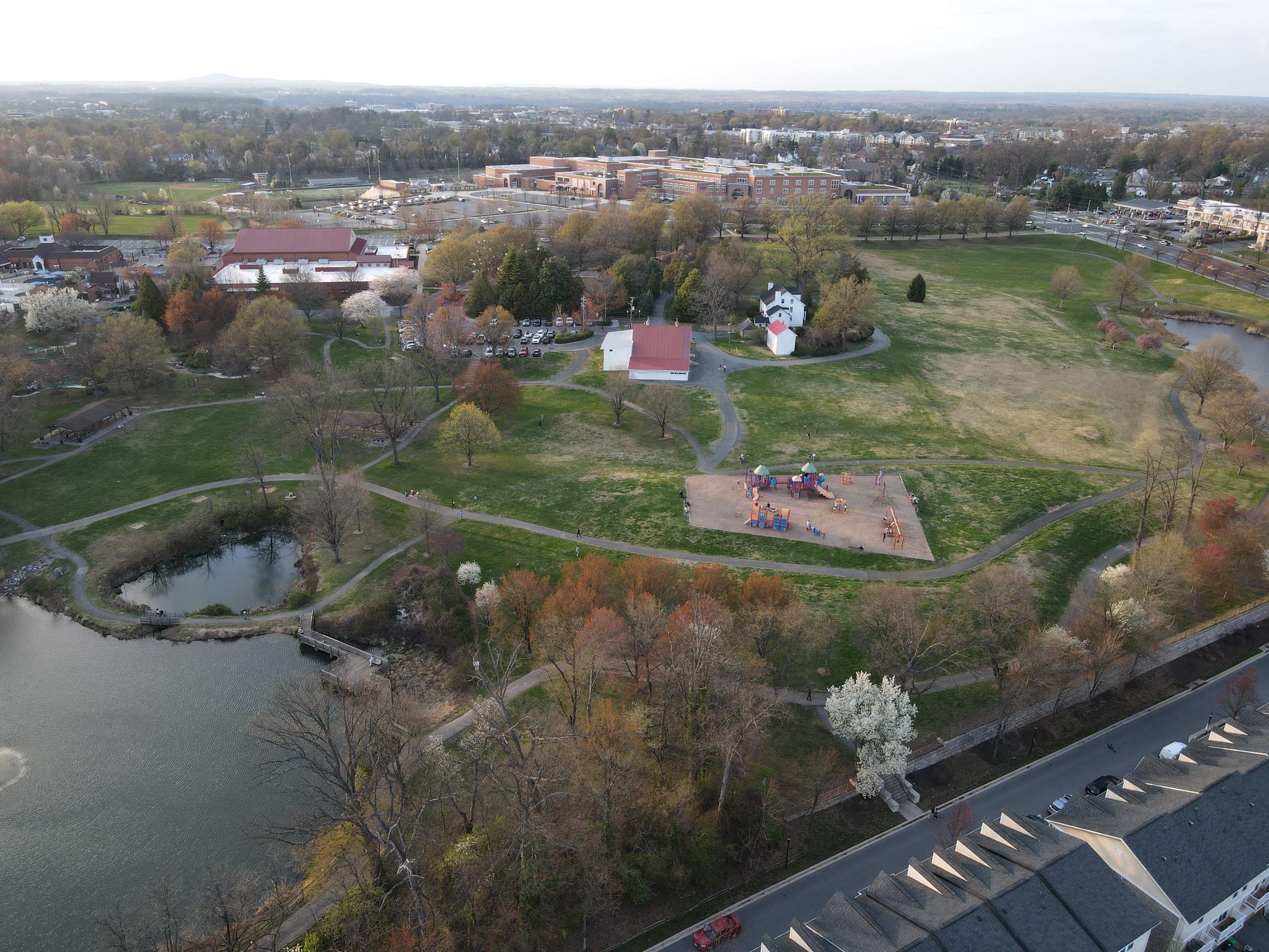 SUMMIT HALL RESERVE - Residential