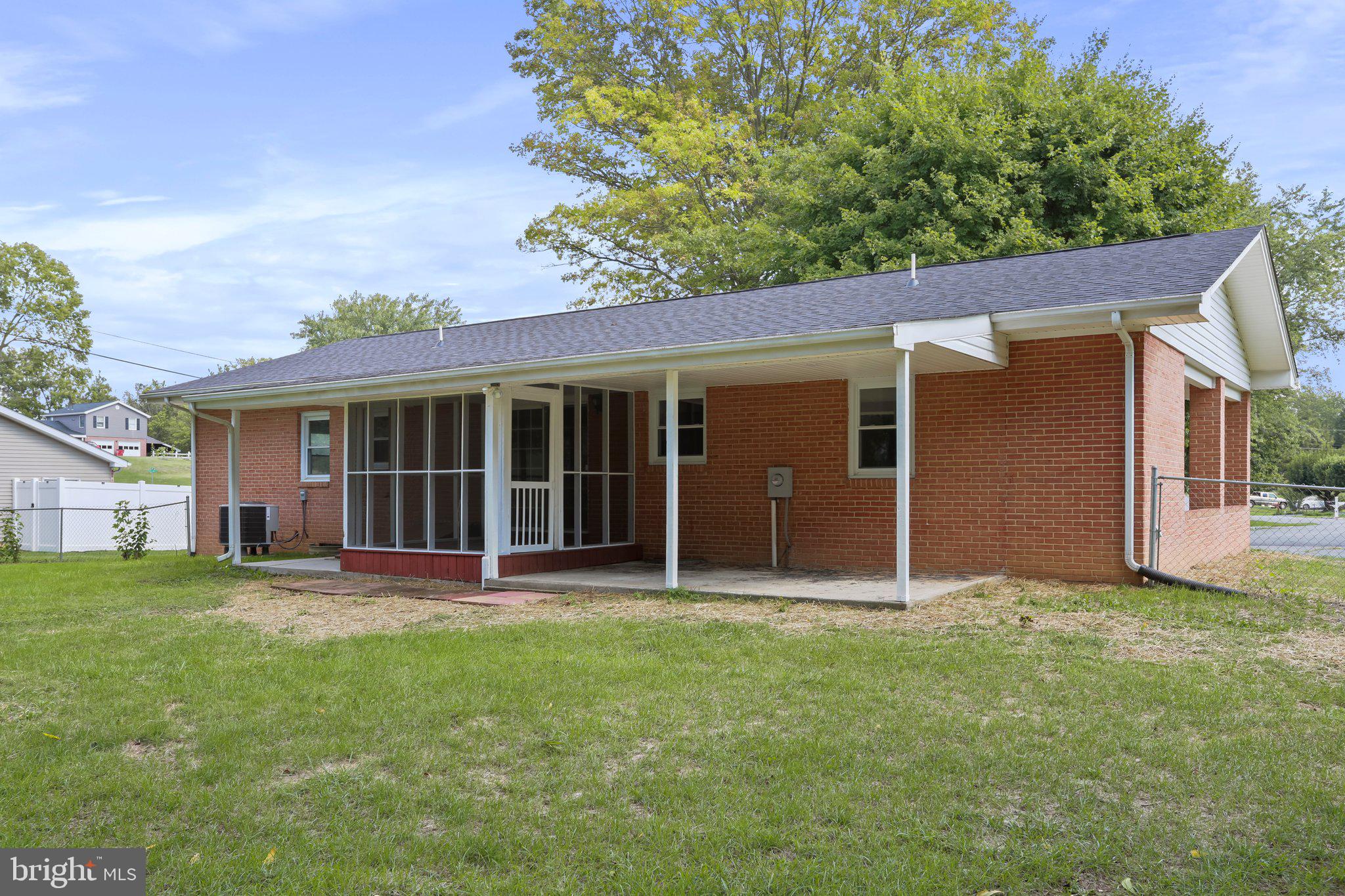 NEILLAND PARK - Residential