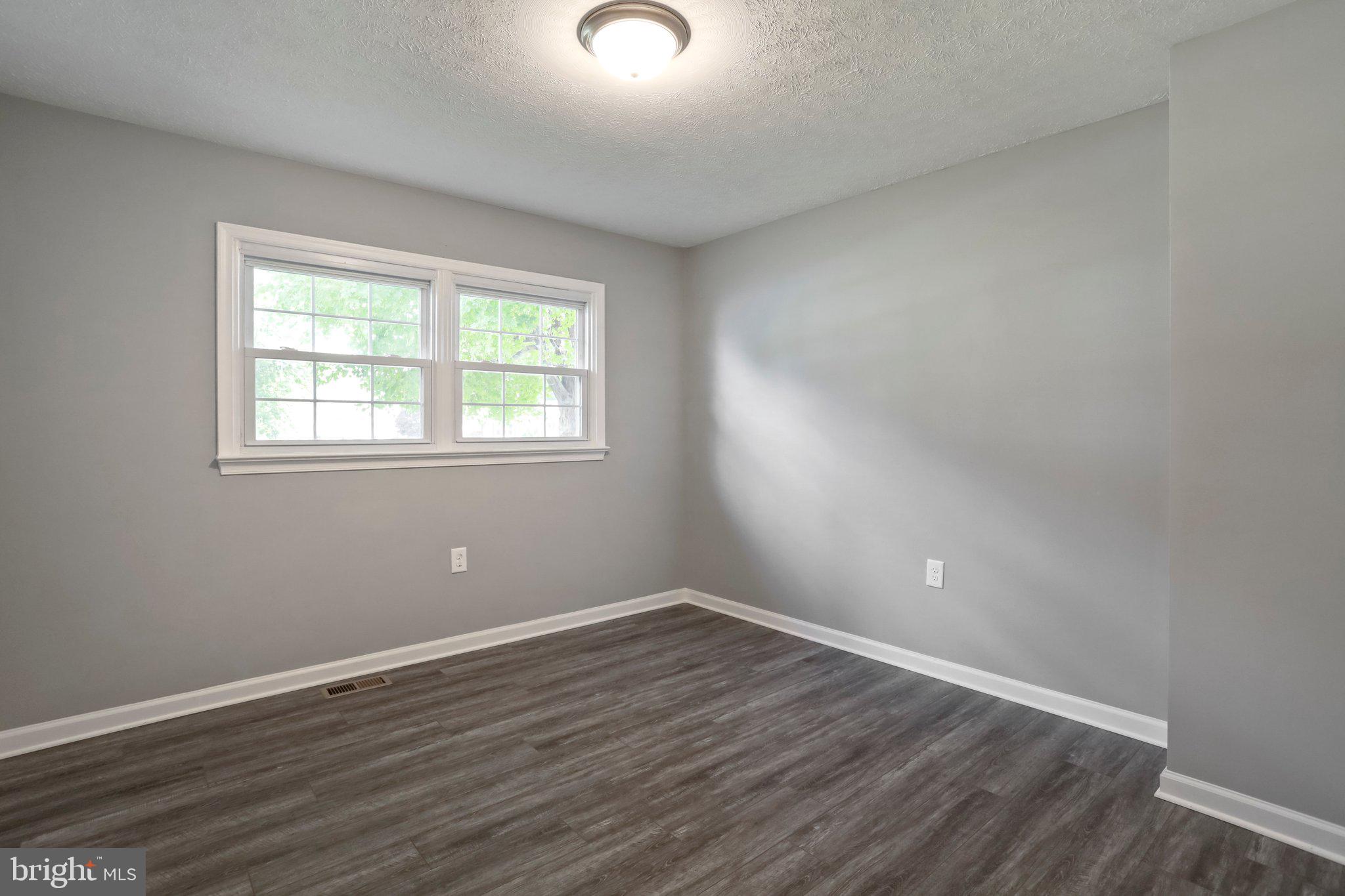 NEILLAND PARK - Residential