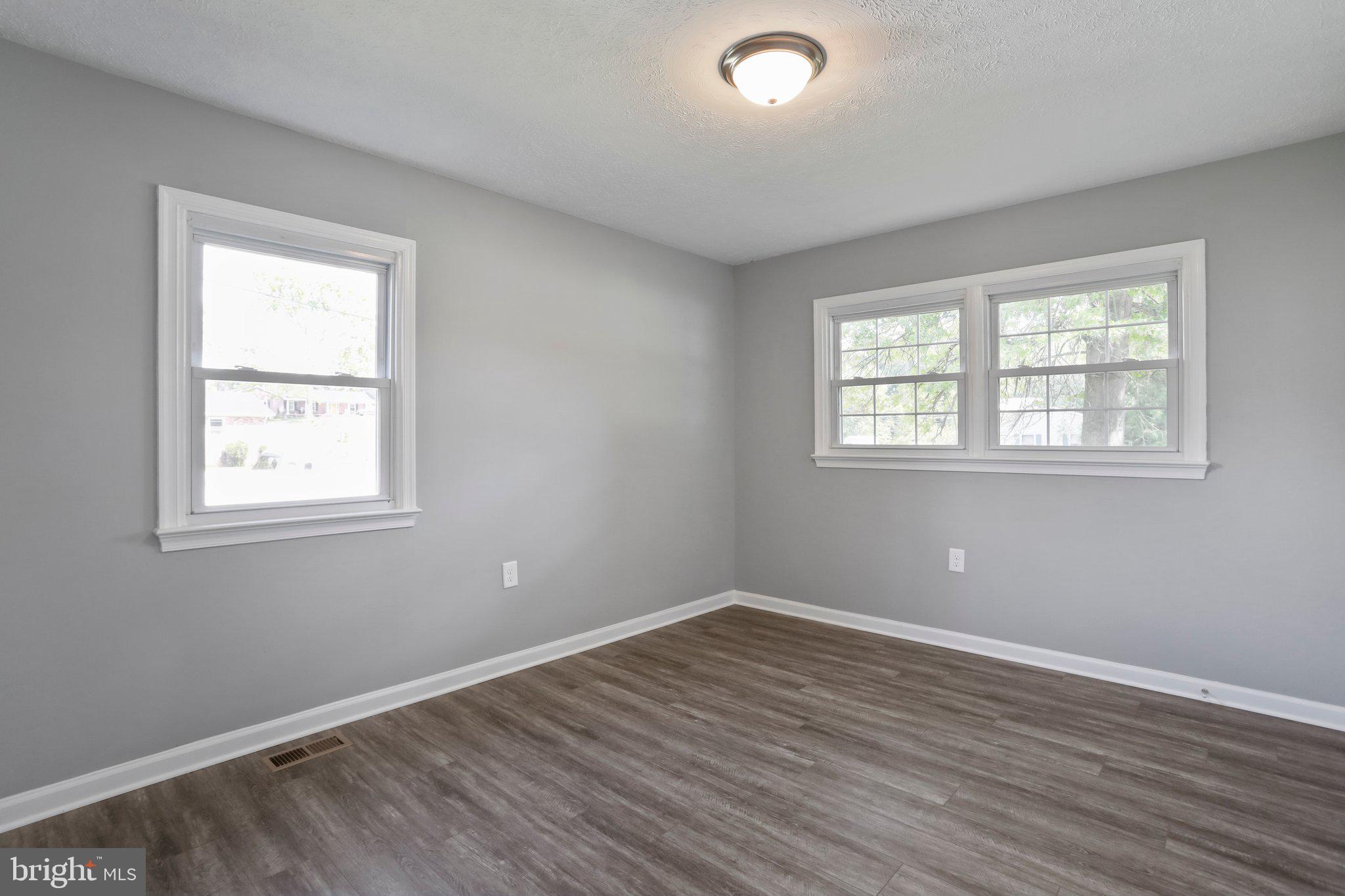 NEILLAND PARK - Residential