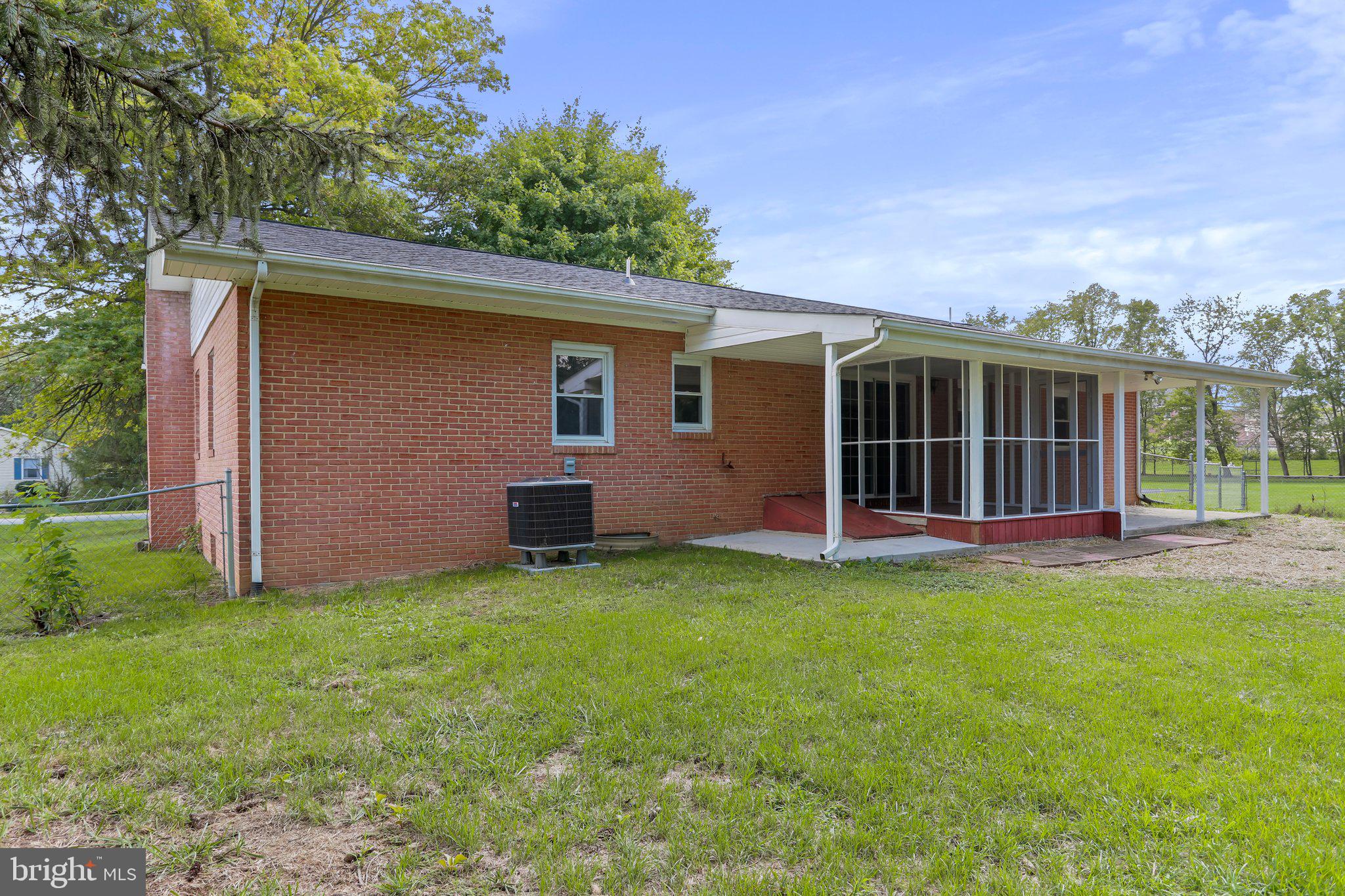 NEILLAND PARK - Residential