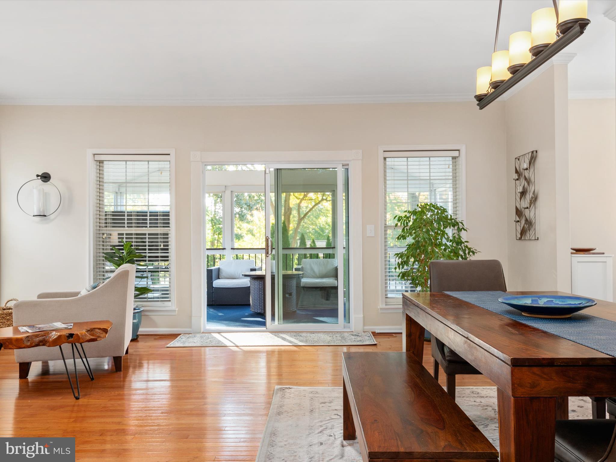 HILLSMERE SHORES - Residential