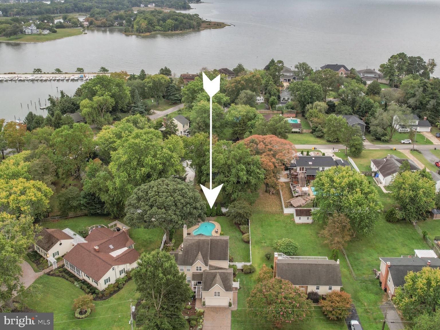 HILLSMERE SHORES - Residential