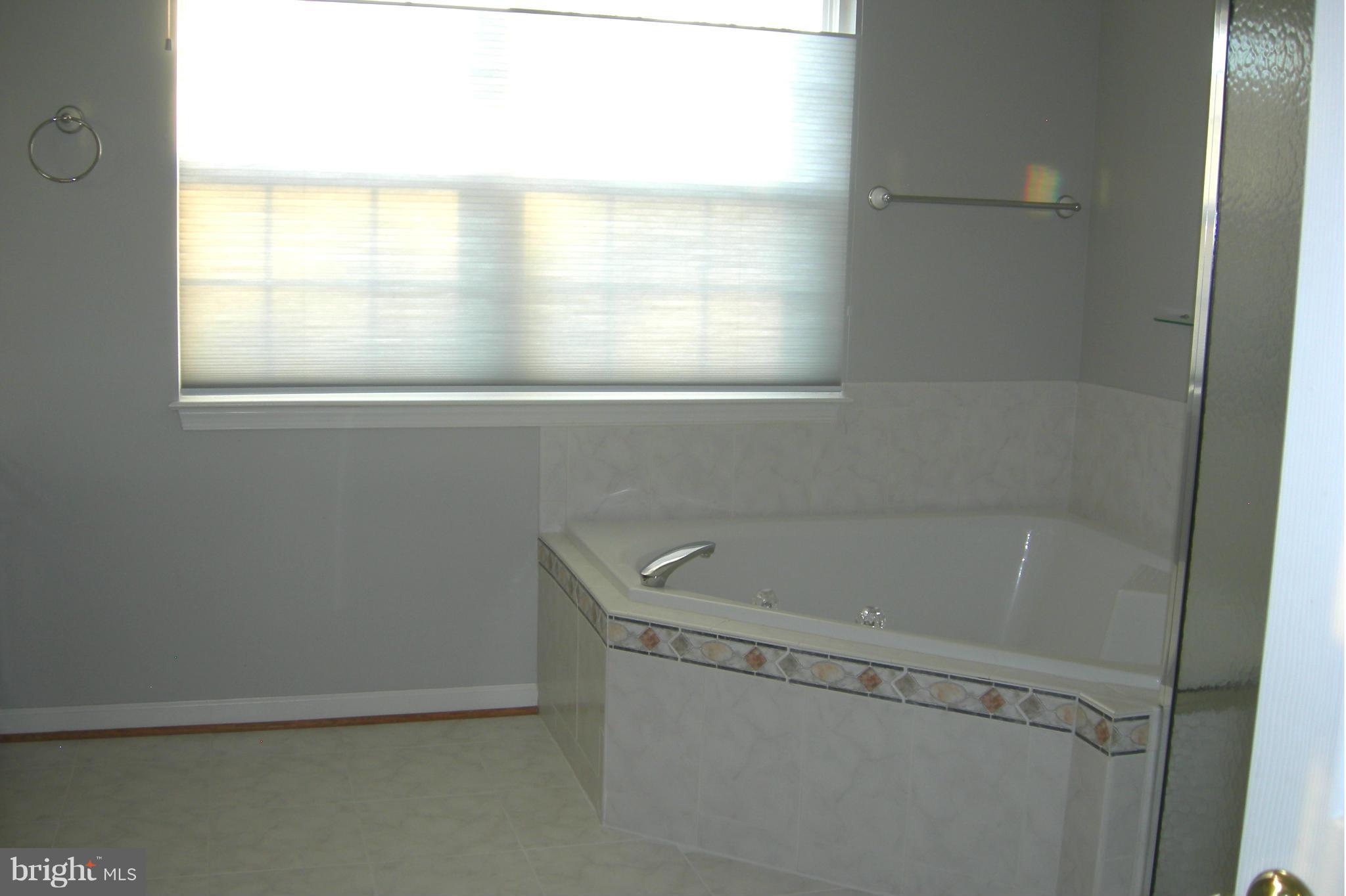 HERSCH FARM - Residential Lease