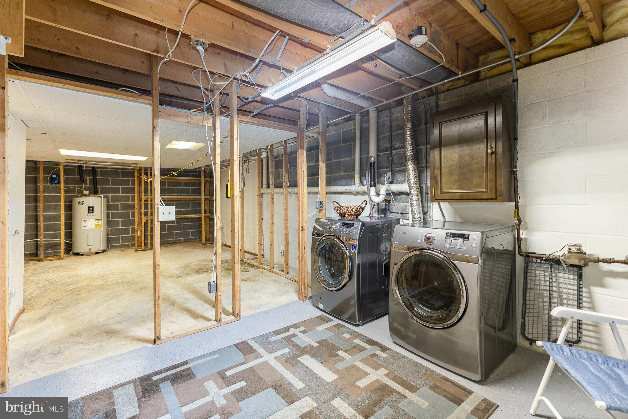 SUNRISE MEADOWS - Residential