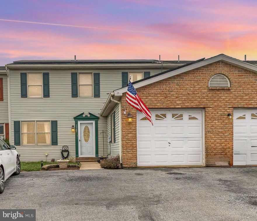 OPEN HOUSE - SAT 4/12 - 12:00-3:00        Come see this lovely townhome on Sholly Avenue!  Walk into the foyer with a spacious closet, granite tile flooring next to a bonus room for an office, playroom, craft room, etc.   Kitchen has plenty of  granite countertop space for cooking & entertaining,  breakfast bar and dining area.   Primary bedroom has plenty of dresser drawer storage along the wall, a walk-in closet and full bathroom.   Large deck out back for entertaining or just relaxing.  Energy efficient solar panels (see attached documents).   Come see everything this townhome has to offer!